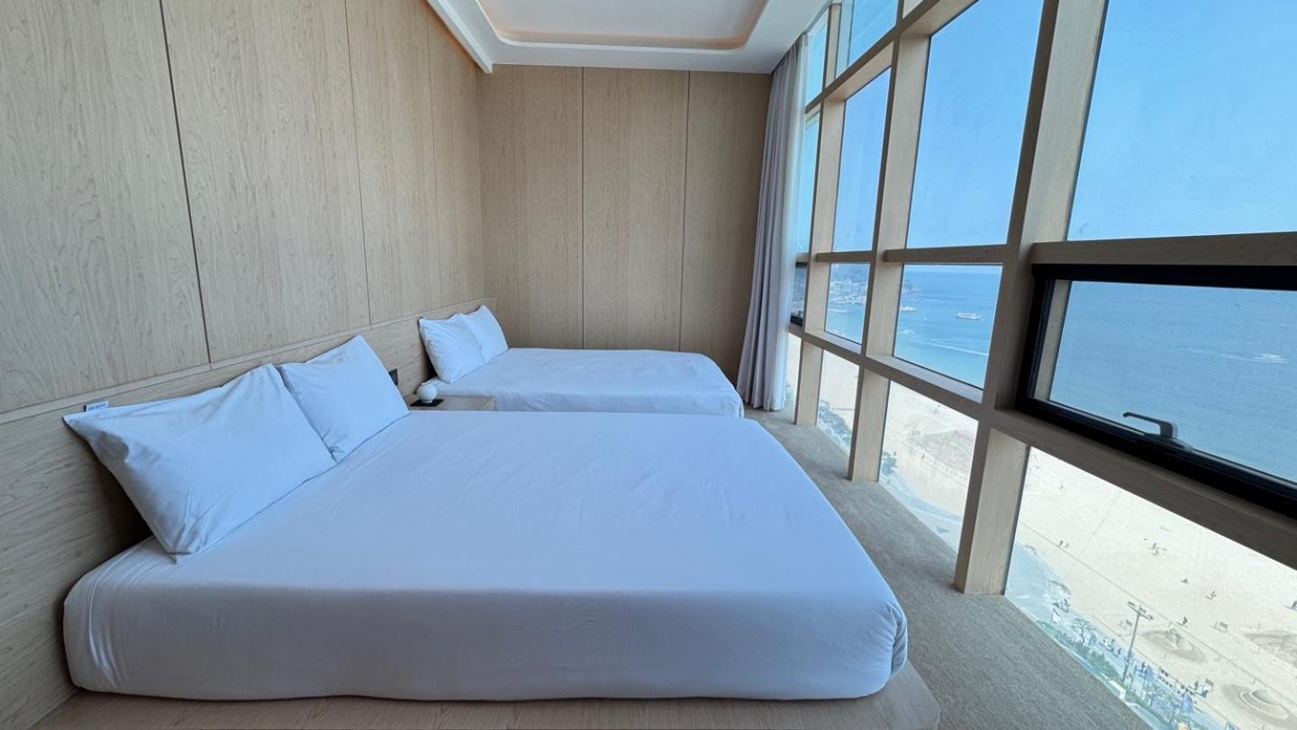 Uh Suite The Haeundae Busan Exterior foto